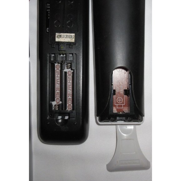 Lot Of 7 Remote Controls DIRECTV Samsung Sharp Clean No Batteries Untested - Picture 5 of 15